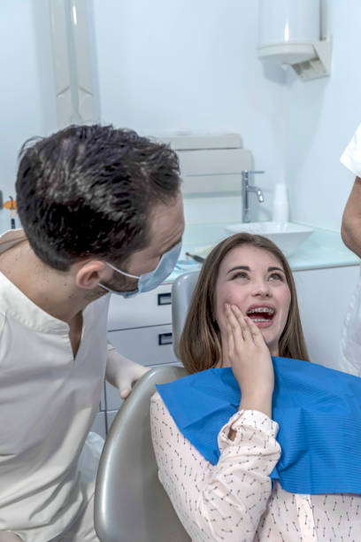 Best Dentist for Tooth Abscess  in Martinez, CA